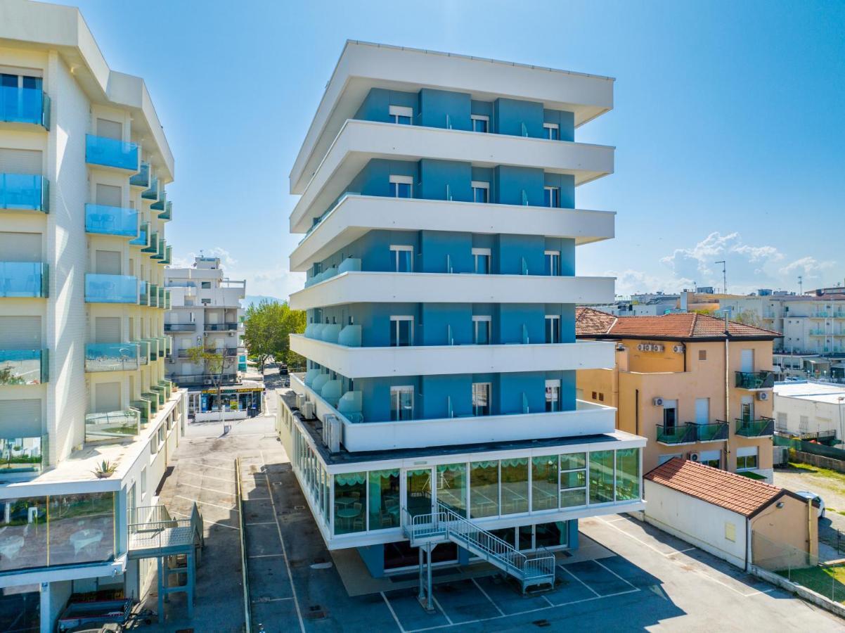Hotel Astor Римини Екстериор снимка